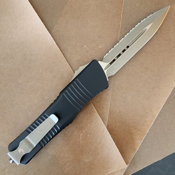 Microtech USA Combat Troodon D/E Signature Series Carbon Fiber Bronze Apocalyptic Full Serrated 142-15 APCFS SN440, 08/2021 – gallery image 1