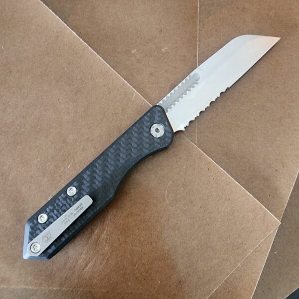 Heretic Jinn Carbon Fiber Stone Washed Serrated Magnacut H013-2B-CF SN 00225 USA 10/2023 - Image 7