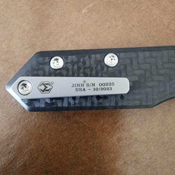 Heretic Jinn Carbon Fiber Stone Washed Serrated Magnacut H013-2B-CF SN 00225 USA 10/2023 - Image 4