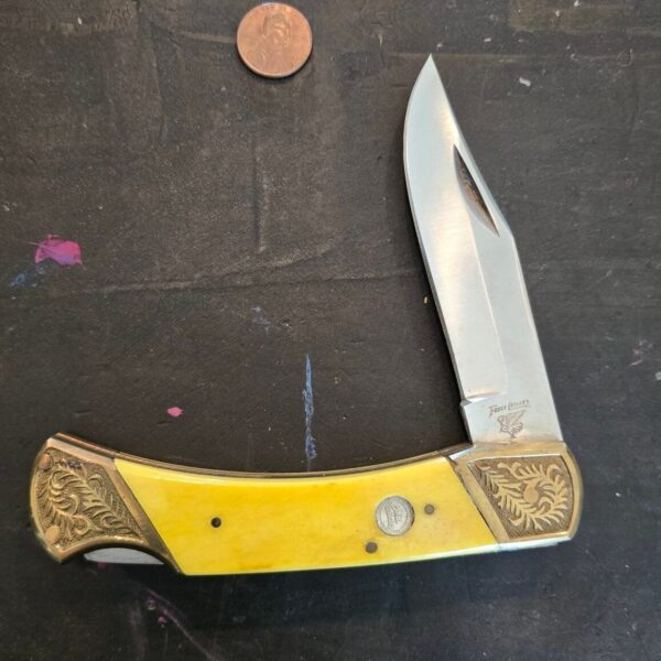 Frost Cutlery Jumbo Lockback Knife in Yellow Smooth Bone – gallery image 1