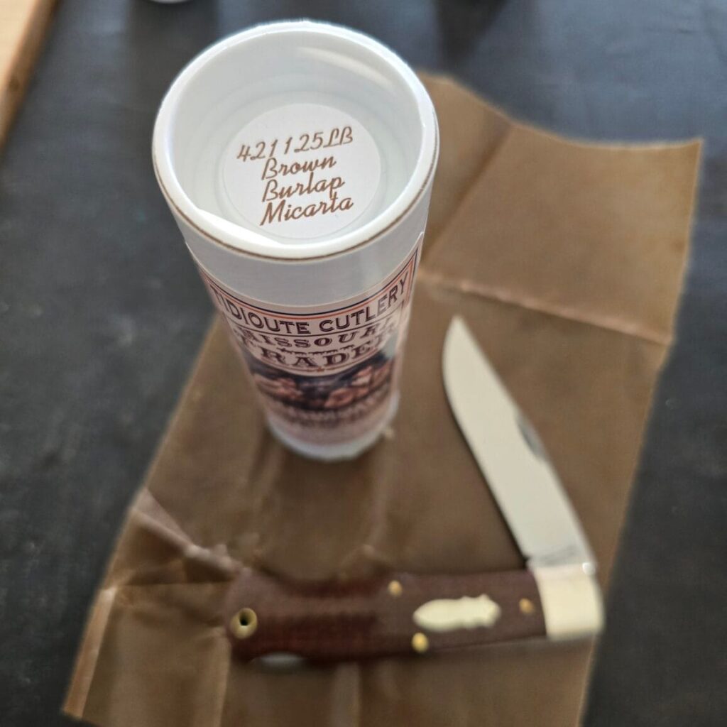 Great Eastern Cutlery #421125 LB Brown Burlap Micarta – gallery image 2