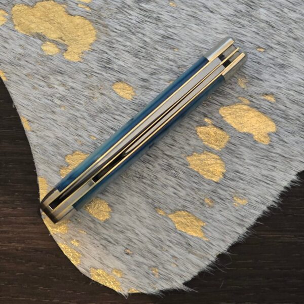 Great Eastern Cutlery #922225 Blue Camel Bone SFO FOR TSA KNIVES 1 OF 81 Hot Dog Shield  "S" Store Model - Image 4