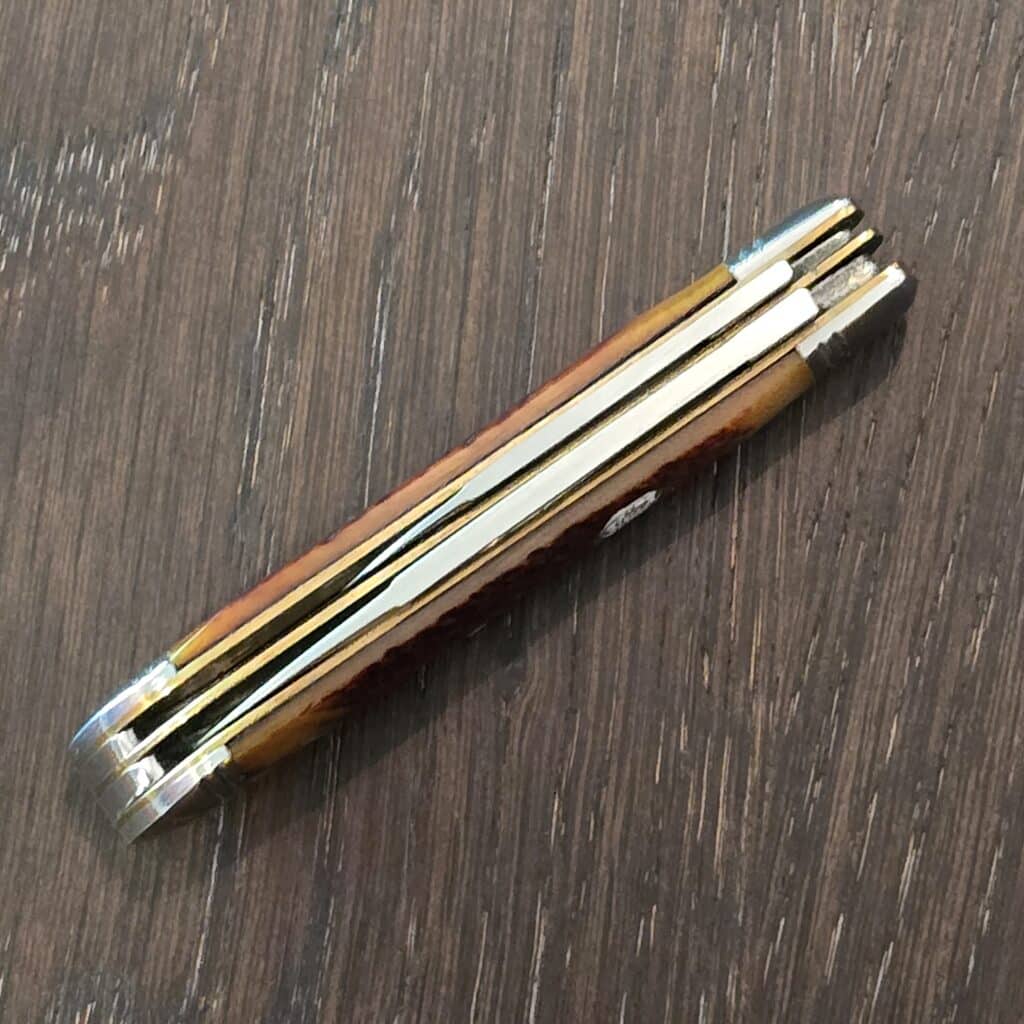 Queen Peanut Sawcut Bone Folding Pocket Knife QN011 – gallery image 2