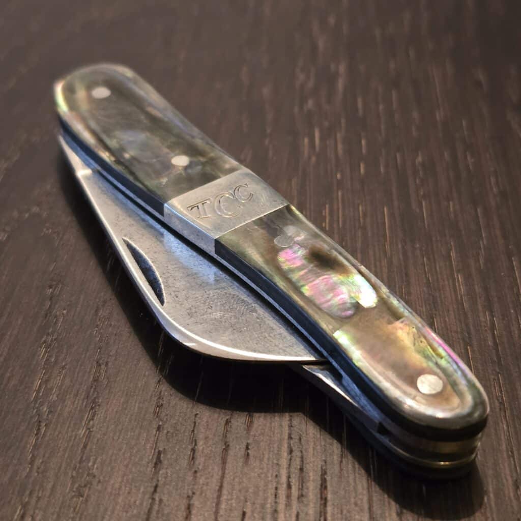 Titusville Cutlery Rooster Comb in Genuine Black Lip Pearl with Cigar Band by Daniels 2025 (1 of 10) knife for sale