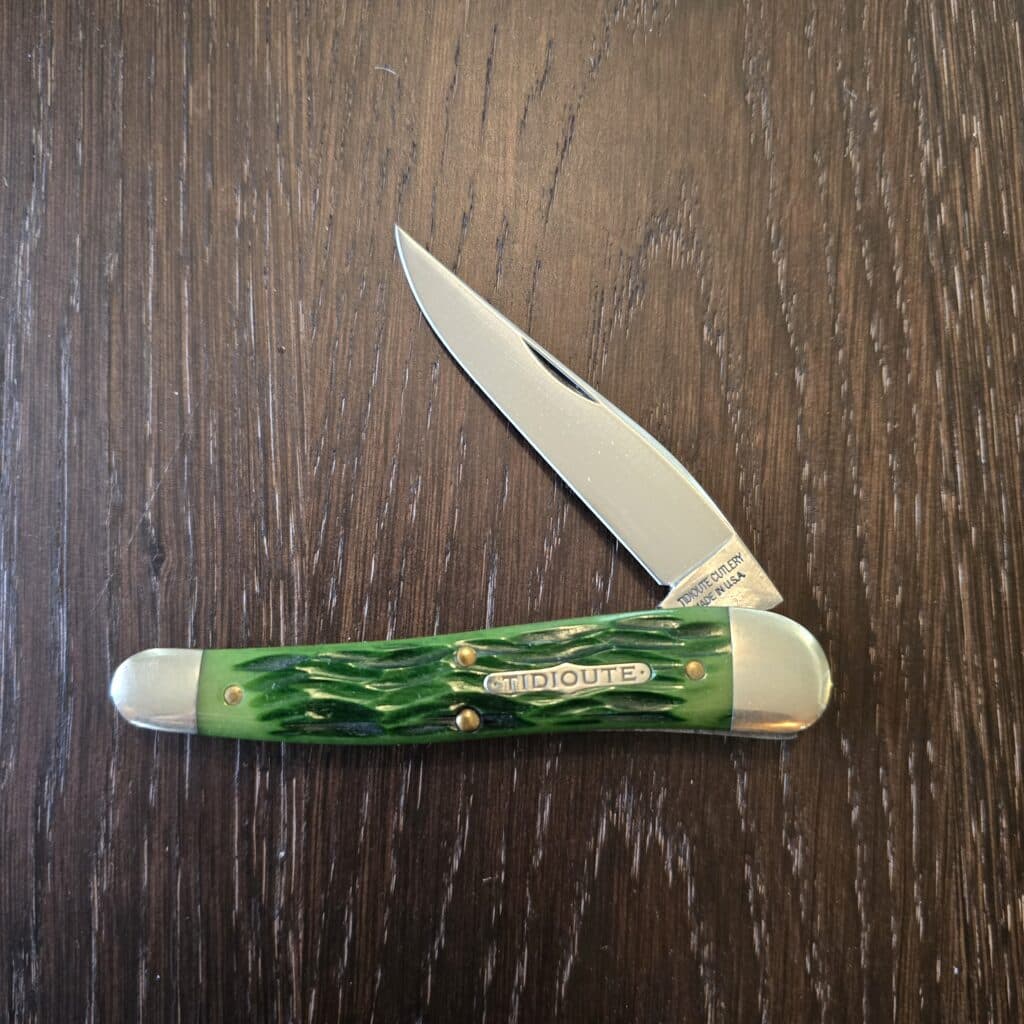 Great Eastern Cutlery #381117 Tractor Green Bone – gallery image 2