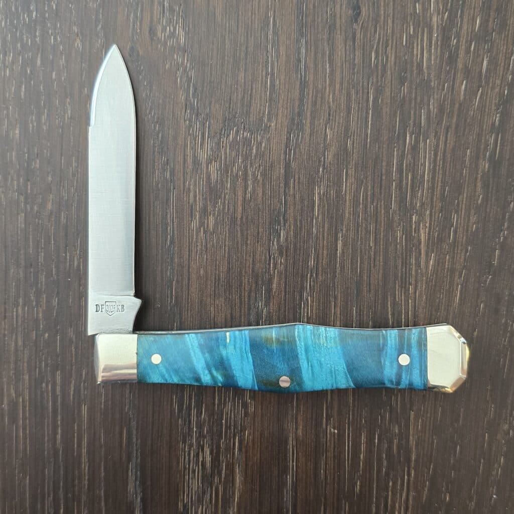 Titusville Cutlery Lexingtonian in Blue Boxelder and 1095 High Carbon 2025 (production limited to 10) – gallery image 4