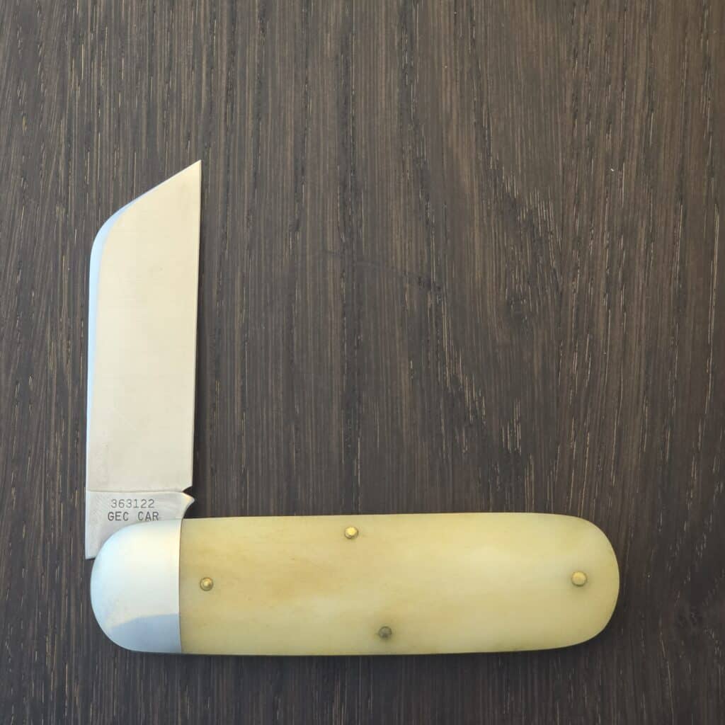 Great Eastern Cutlery #363122 India Smooth Bone Toe Nail Clipper (please note age spot on blade) – gallery image 3