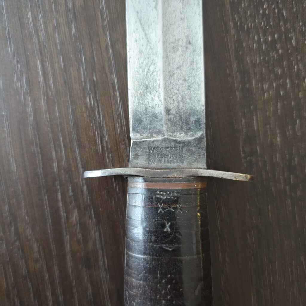 Vintage Western USA Bolder Co WWII Navy Fixed Blade in Stacked Leather Rough Engraved "To LER. G. M." – gallery image 5