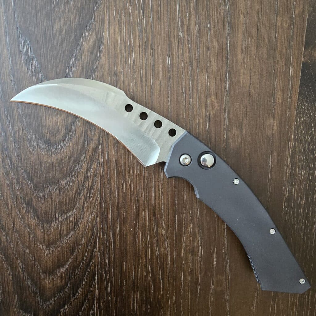R. W. Custom Knives "Hawkbill" in Black Aluminum and Nitro-V – gallery image 2