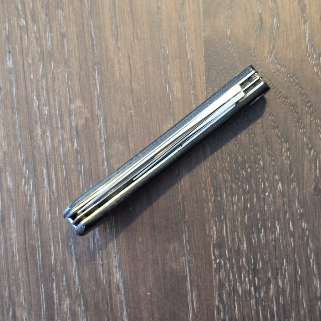 Great Eastern Cutlery #715222 Black Linen Micarta Used (no etch, see pictures) – gallery image 4
