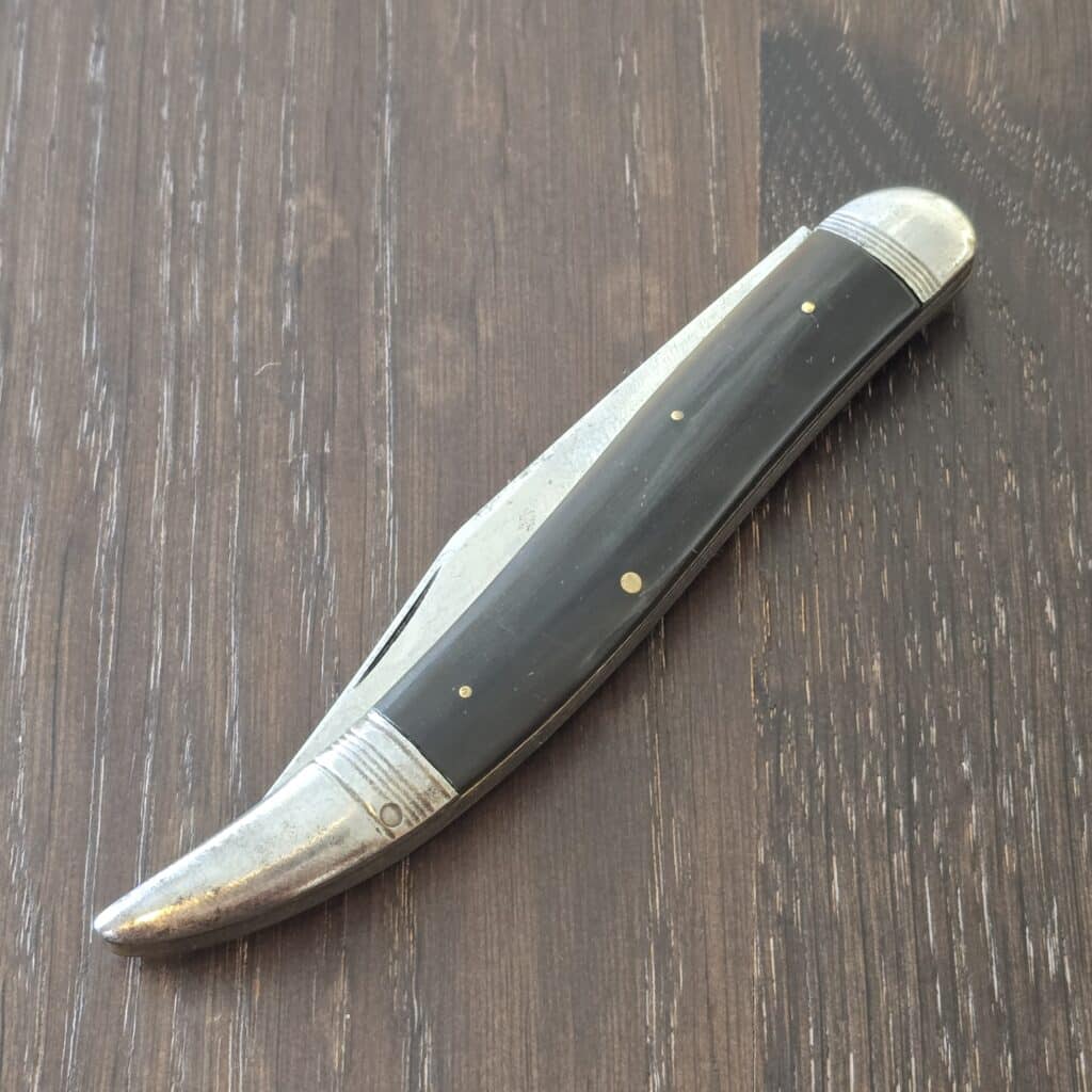 Remington USA Vintage Fisherman in Black Pyroxylin (celluloid) Composite 1933-1938 "Black Beauty" R932 knife for sale