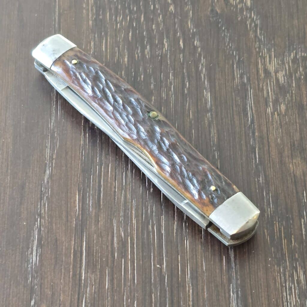 Remington USA Vintage R4593 Muskrat in Brown Jigged Bone – gallery image 4