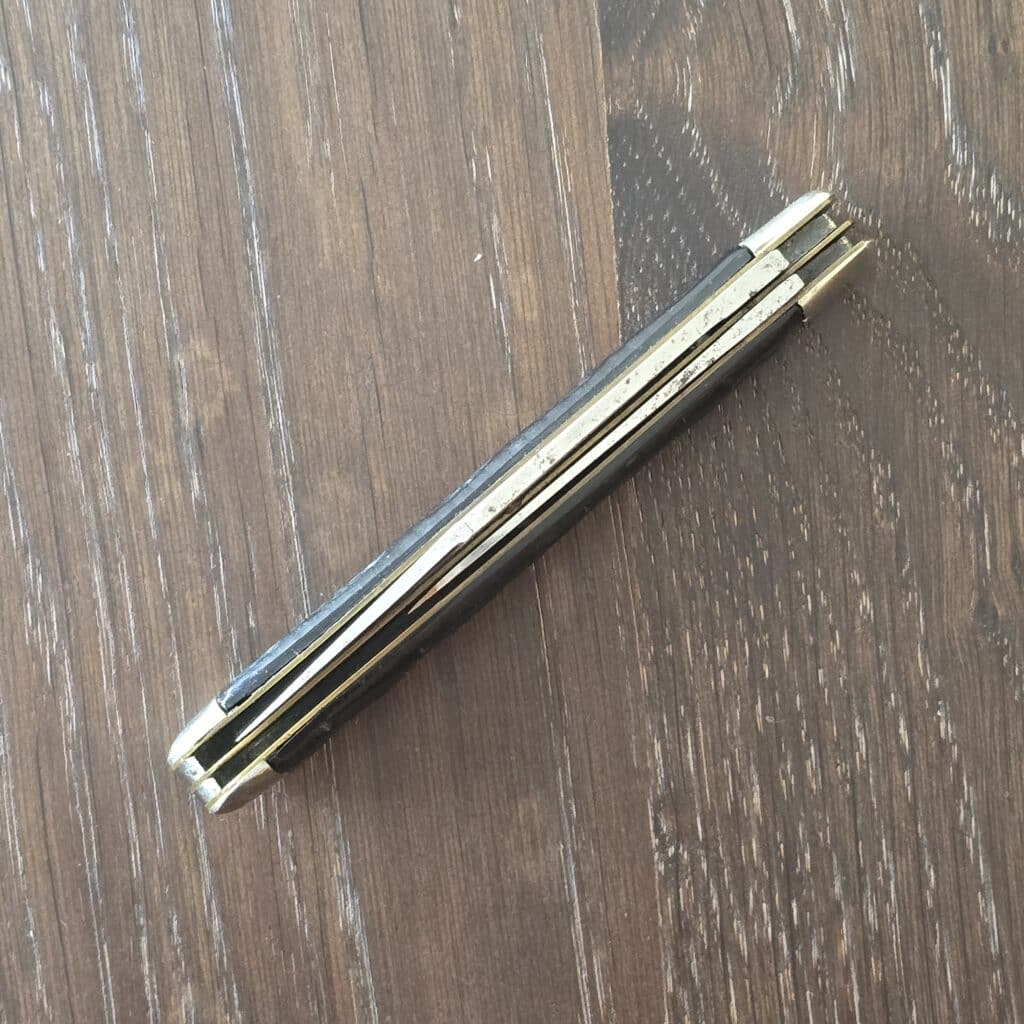 Remington USA Vintage R973 Equal end or English Jack in Black Jigged Delrin knife for sale