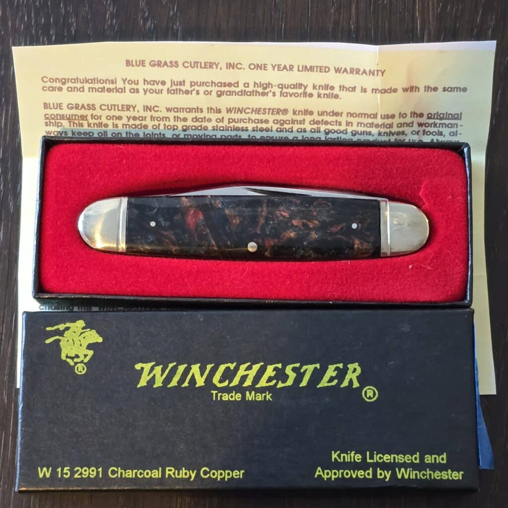 Winchester W15-2991 Equal End Moose with Beautiful Celluloid Handles and Original Box 1988 – gallery image 5