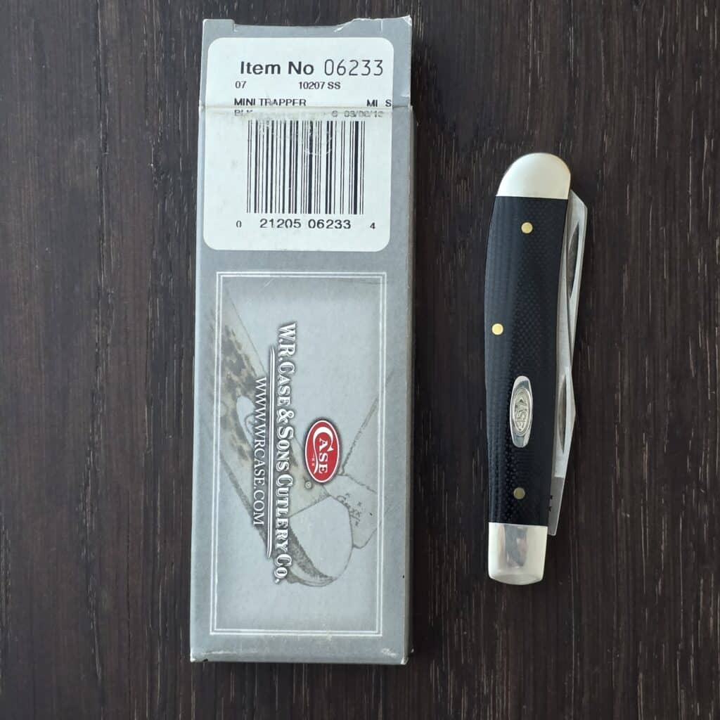 Case USA 10207 SS Mini Trapper in Black Micarta No. 06233 – gallery image 3