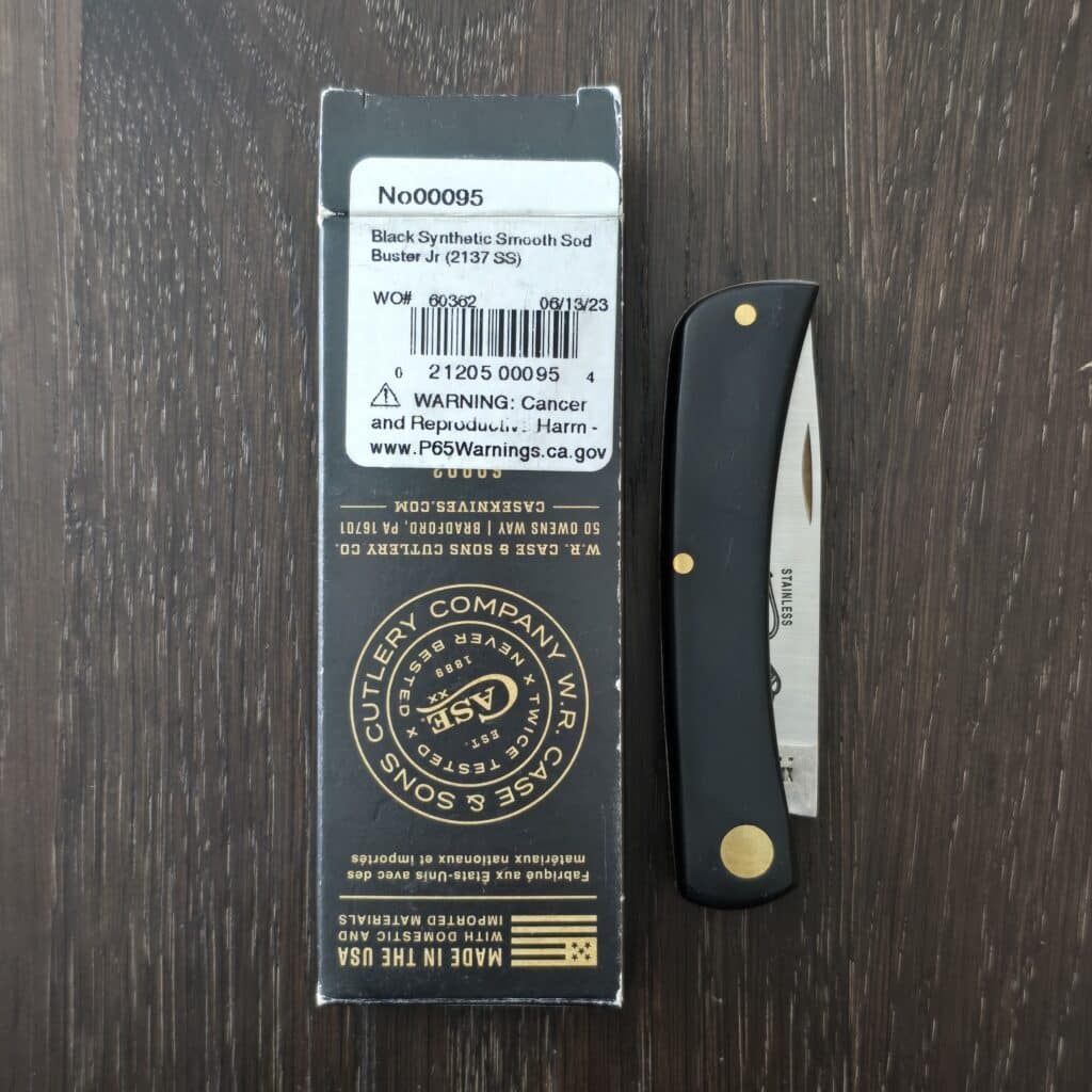 Case XX USA Black Synthetic Smooth Sod Buster Jr. 2137 SS No. 00095 – gallery image 4