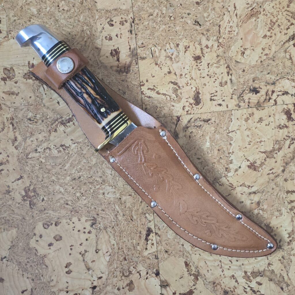 Western USA Vintage S-H39 Fixed Blade with Birds Head Rounded Aluminum Pommel 1960-70 in Delrin Stag and Stainless Steel with Original Leather Sheath – gallery image 5