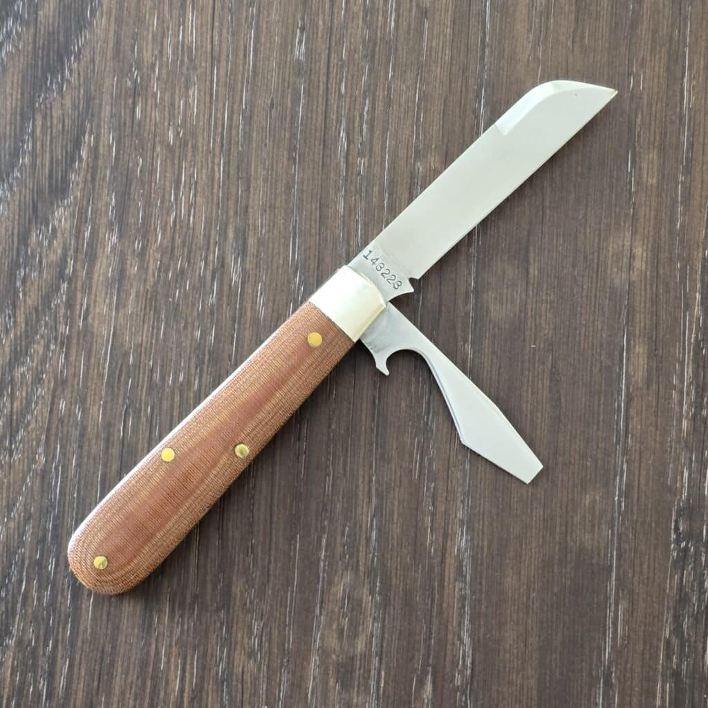 Great Eastern Cutlery #143223 Pale Ale Linen Micarta (gently used) – gallery image 4