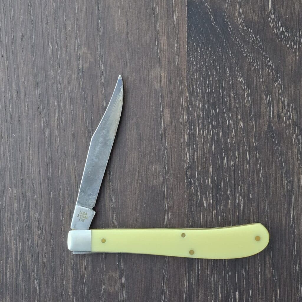 Case XX USA Yellow Synthetic Smooth Slimline Trapper 31048 CS (used) – gallery image 2