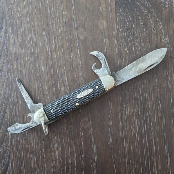 Case USA Vintage Scout/ Camper Knife #640045 B with Delrin Scales (clean and working, no wobble, good snap)1948-1952 – gallery image 1