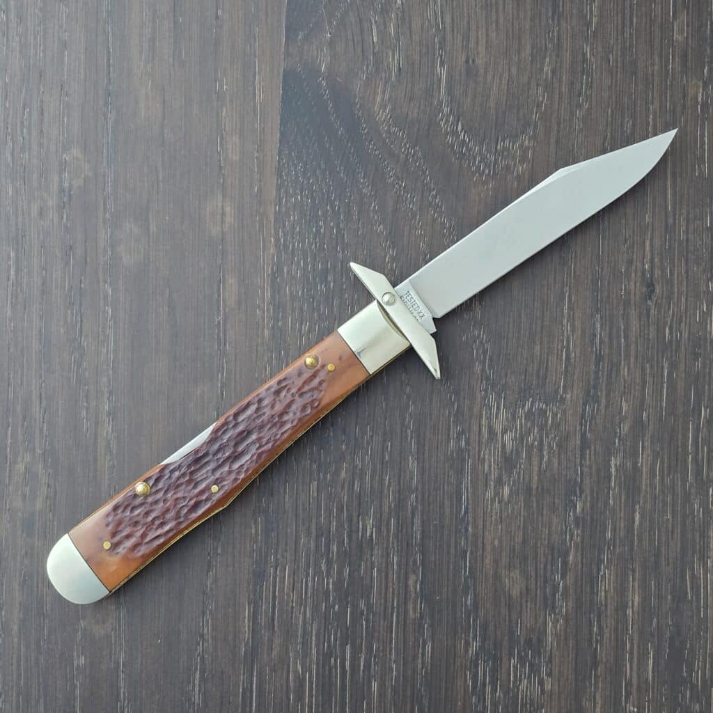 Case USA 1990 SS Cheetah XX 61011 1/2 Green Bone Classic Series By Bluegrass Cutlery Arrowhead Shield (Color has drifted over time towards brown) knife for sale