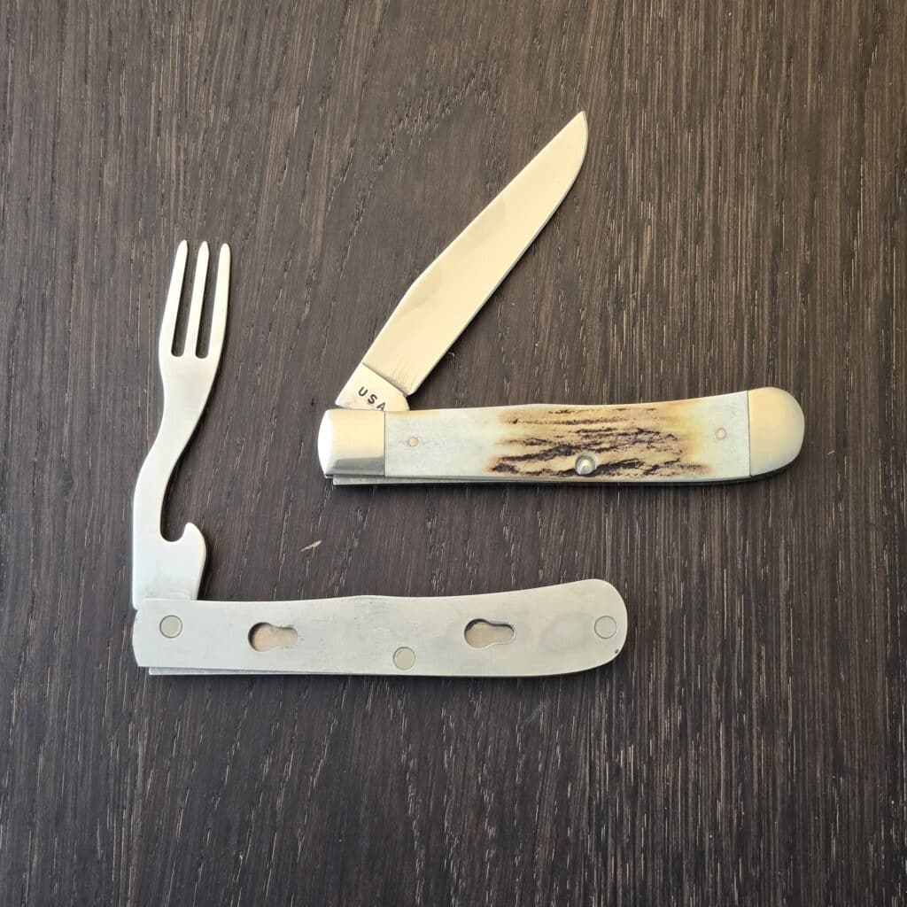 Case XX USA V5254 HBSS in Stag Hobo Knife 1999 (SN030) knife for sale