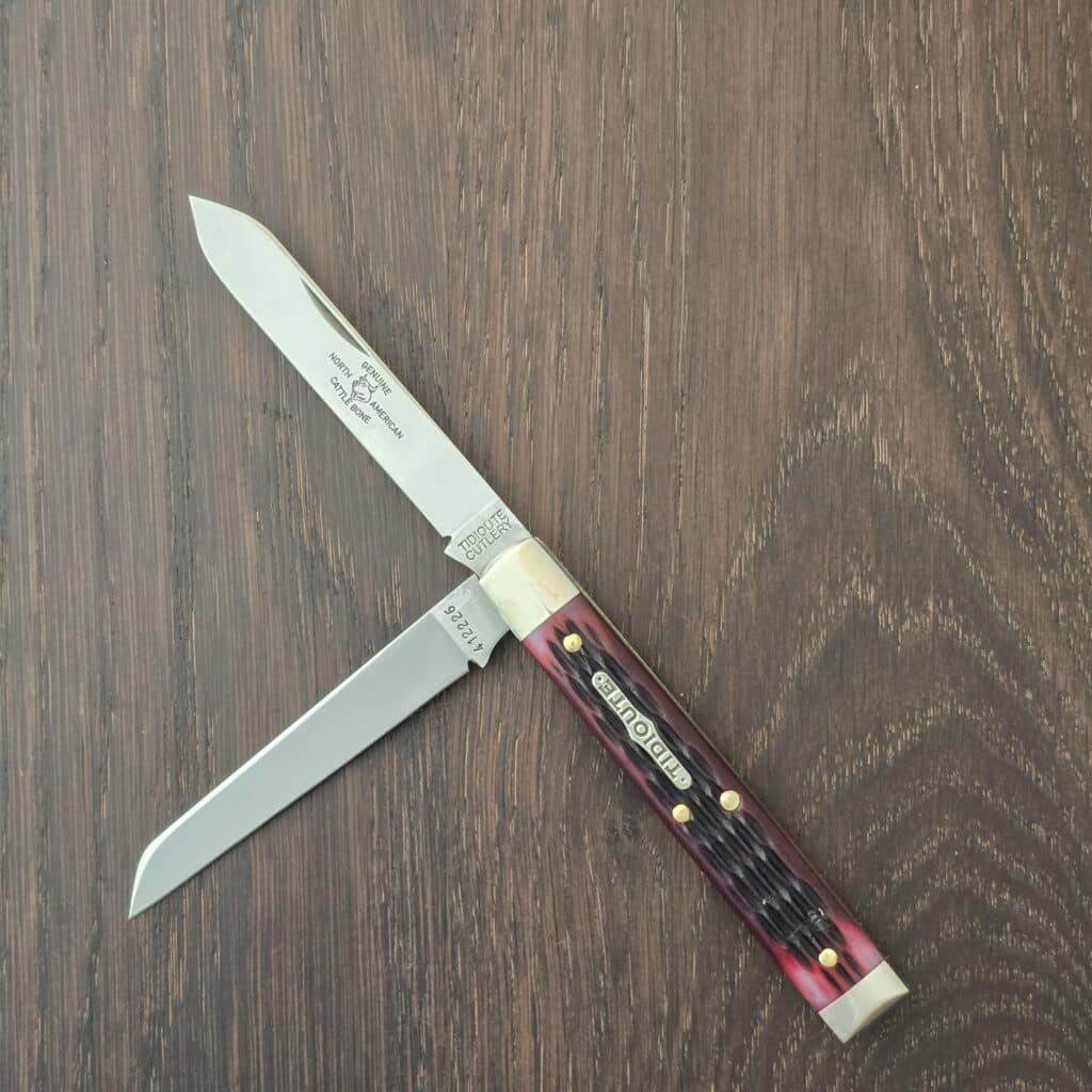 Great Eastern Cutlery #412226 Black Rasberry Jigged Bone knife for sale