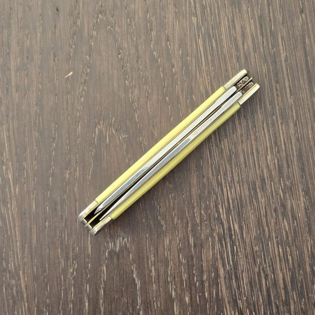 Case XX USA No. 80161 Yellow Smooth Synthetic Trapper 3254 SS (no box, vintage) knife for sale
