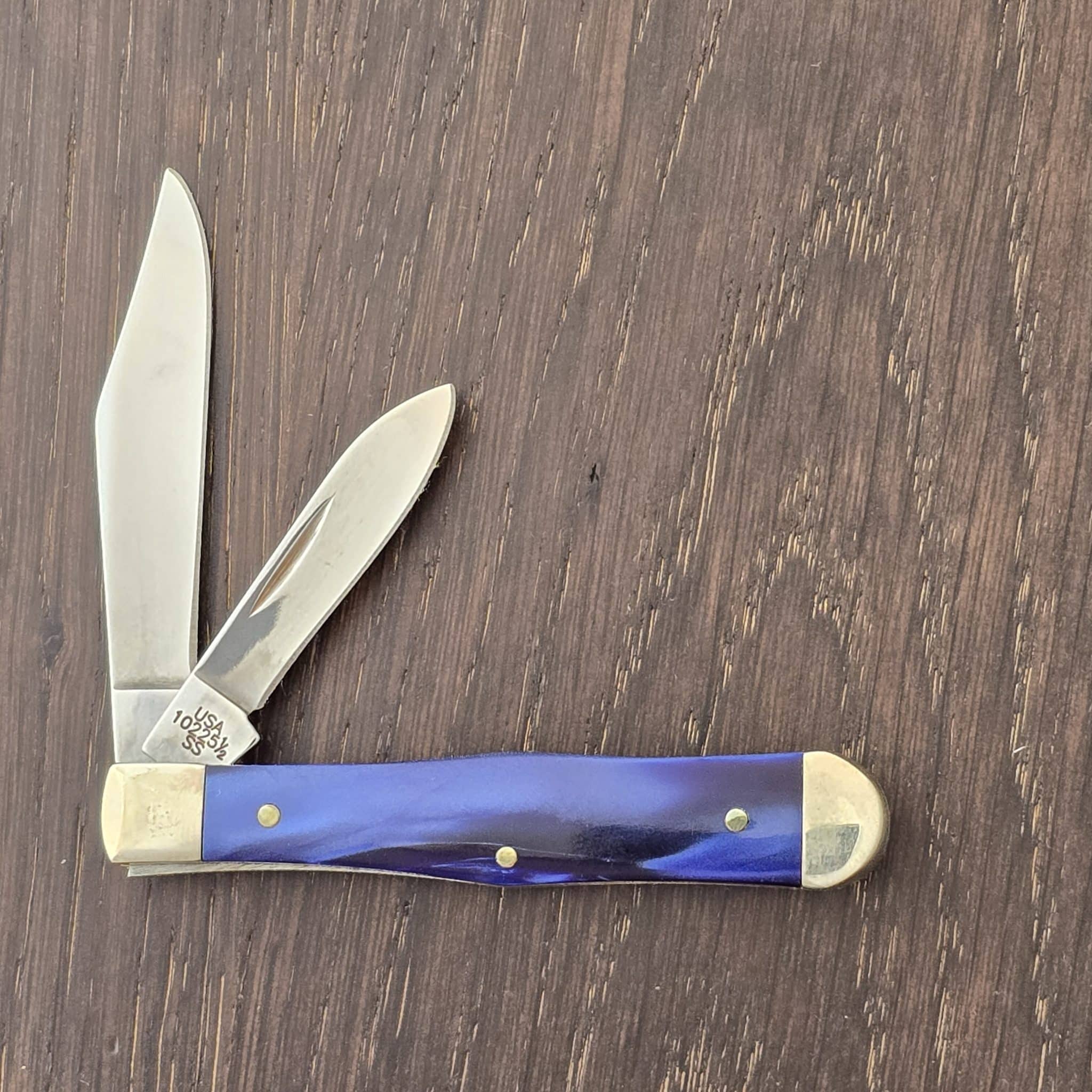 Case XX SparXX Blue Pearl Small Swell Center Jack