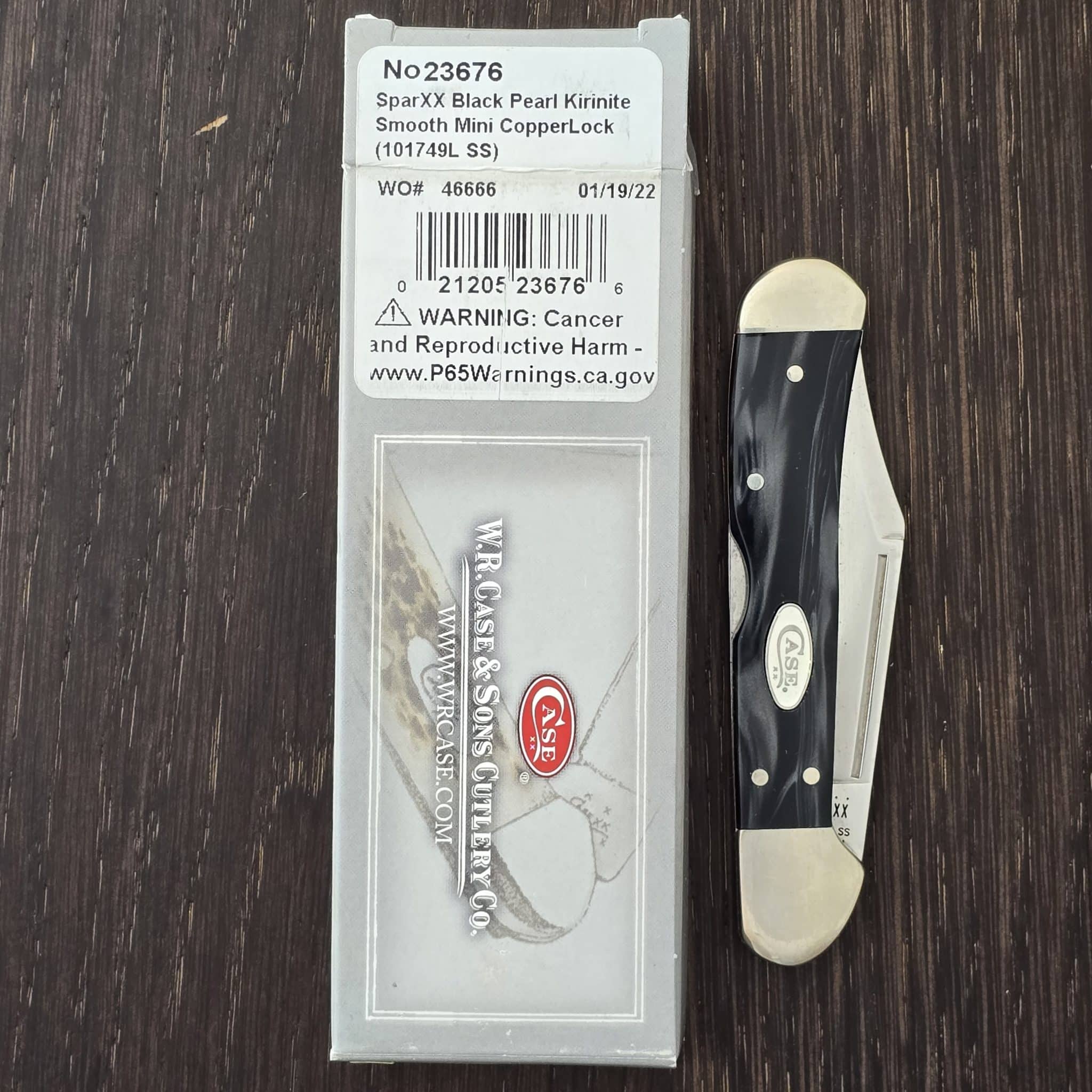 Case XX USA No. 23676 SparXX Black Pearl Kirinite Smooth Mini