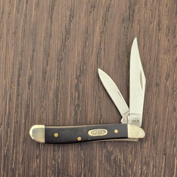 Case XX USA No. 22416 Black Synthetic Smooth Peanut 2220 SS – gallery image 1