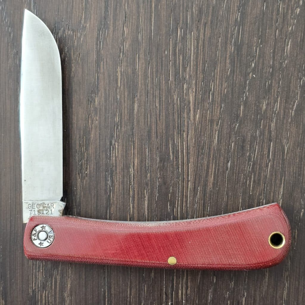 Great Eastern Cutlery #715121 Red Linen Micarta (Used) – gallery image 3