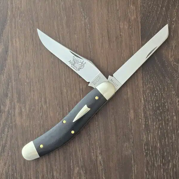 Great Eastern Cutlery #888225 Black Linen Micarta – gallery image 1