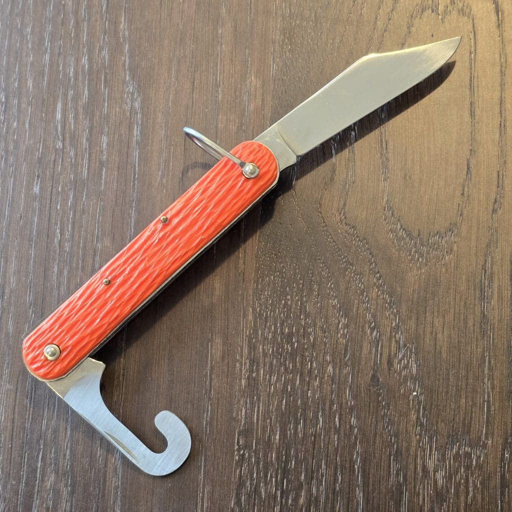 Schrade Walden NY USA Paratrooper 4 in Orange Delrin and Stainless Steel made 1950-1972 (original make with heavier quality build) AMAZING Snap to Open - Image 2