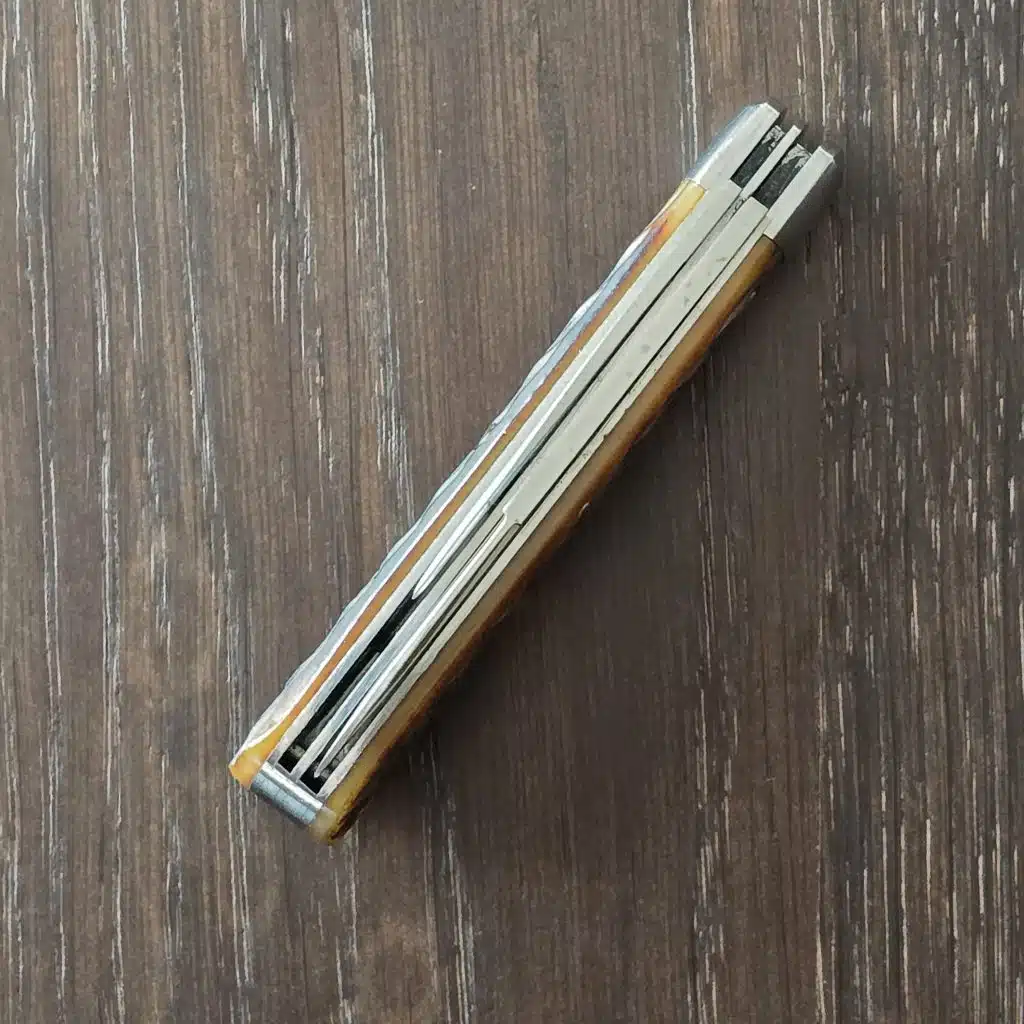 Great Eastern Cutlery #142216 Antique Yellow Jigged Bone - Image 4
