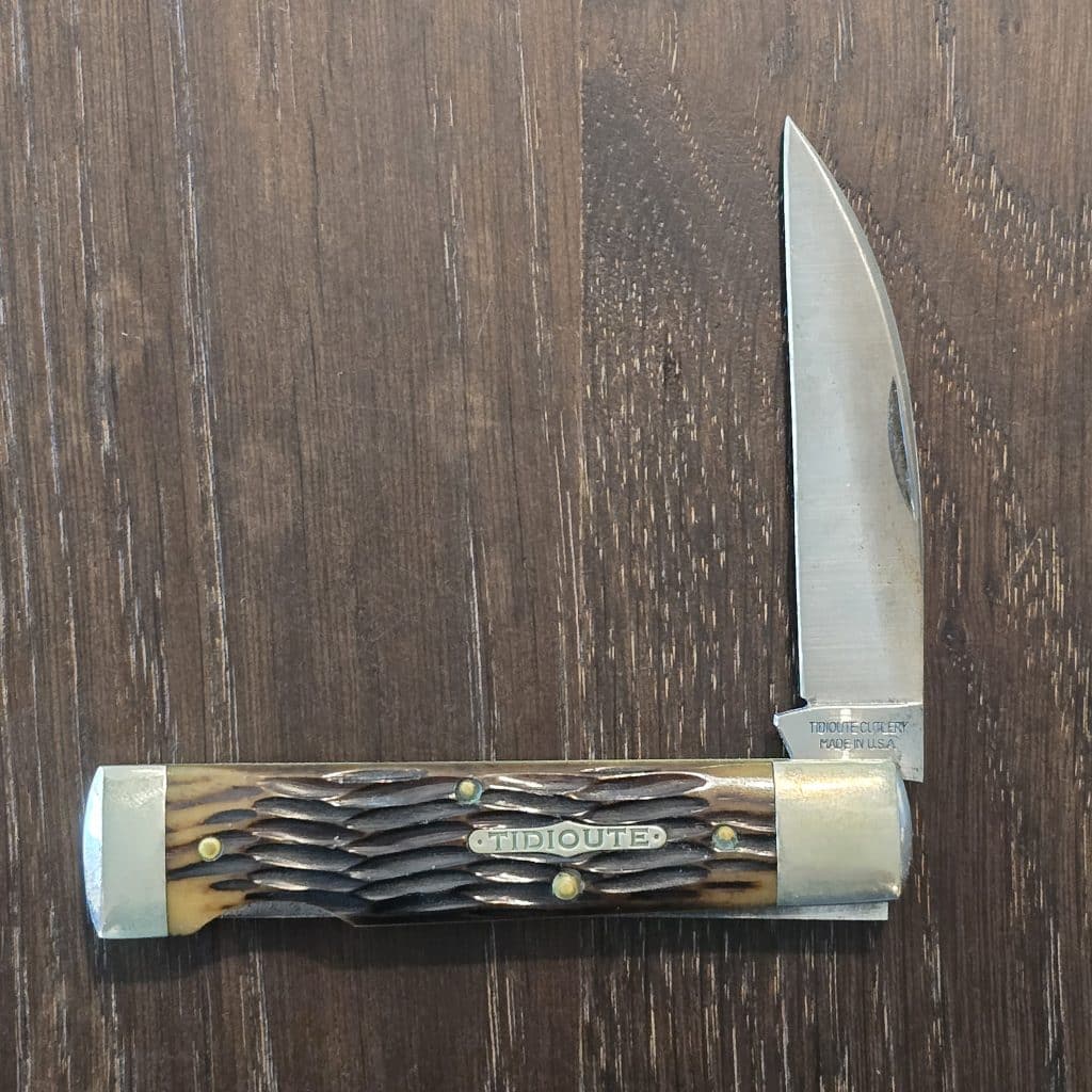 Great Eastern Cutlery #990114 LB Antique Green Jigged Bone USED