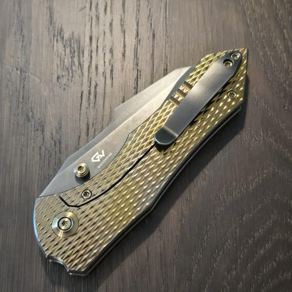 WEKNIFE High-Fin XL Thumb Stud Knife Titanium Diamond Pattern Golden Polished Handle (3.48" CPM 20CV Blade) WE24010-3 - Image 4