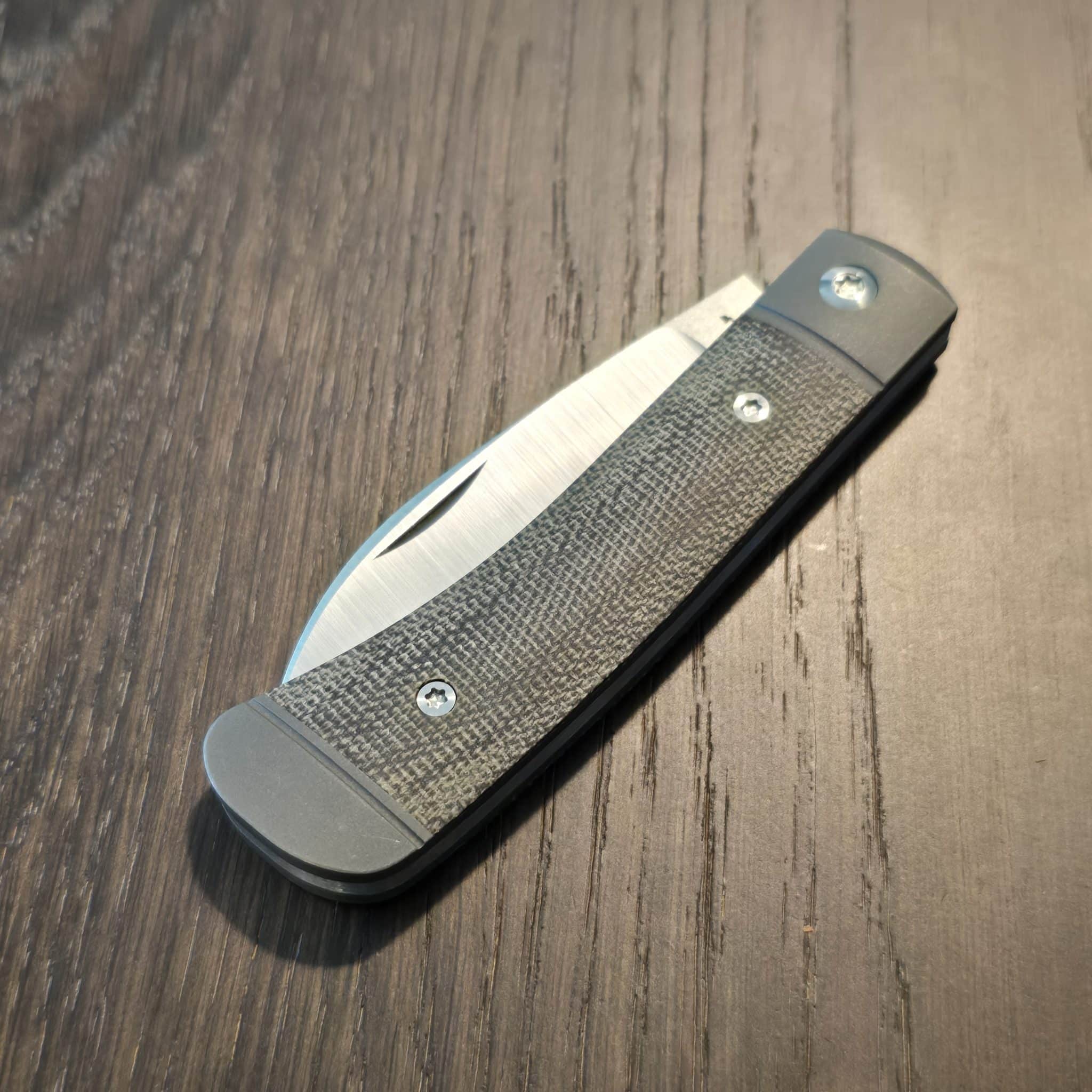 Jack Wolf Knives VENOM JACK - Green Canvas Micarta