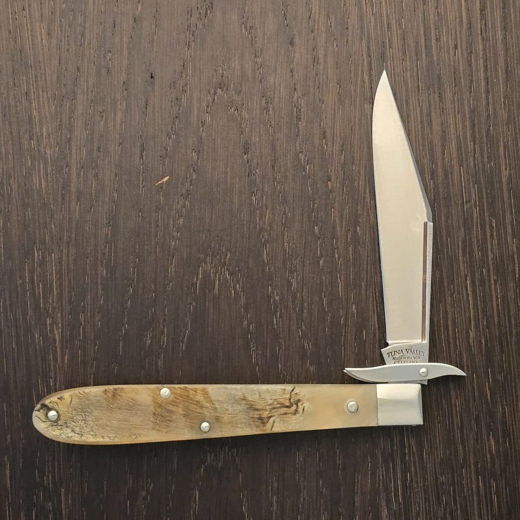 Tuna Valley Cutlery Mountain Cougar in Exterior Sheep Horn w/154CM (1 of 15)