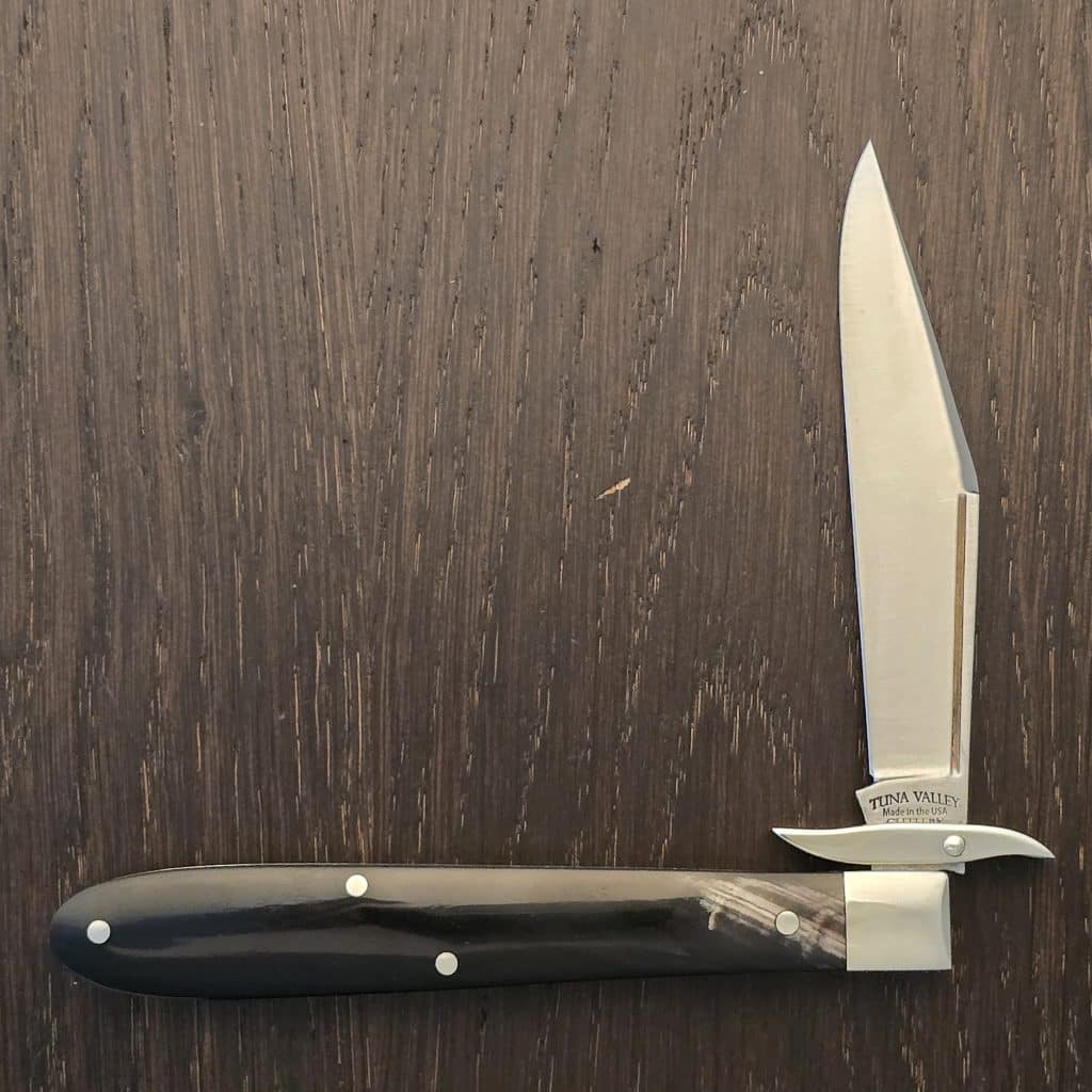 Tuna Valley Cutlery Mountain Cougar in Smooth Buffalo Horn w/154CM (1 of 15)