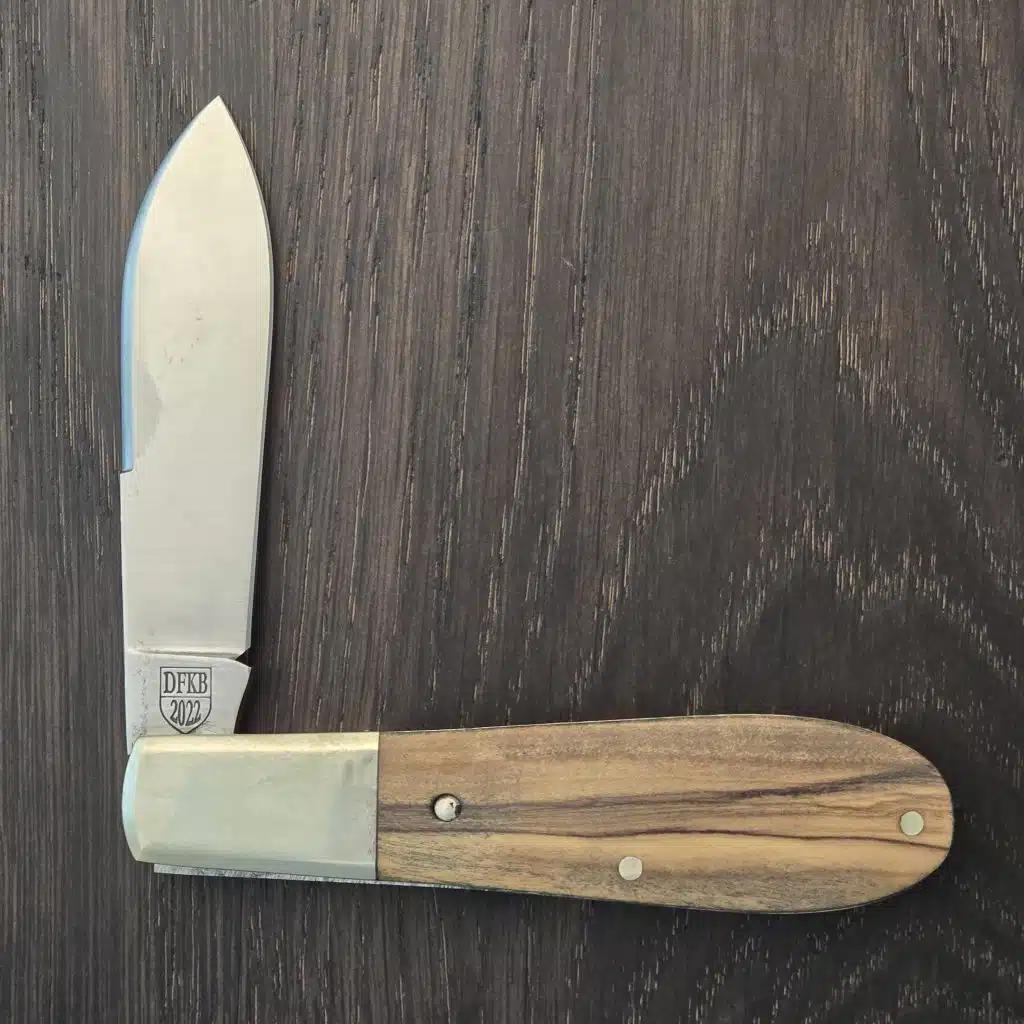 Tuna Valley Cutlery Old Man Norman in Holy Land Olivewood and 154-CM (1 of 60)