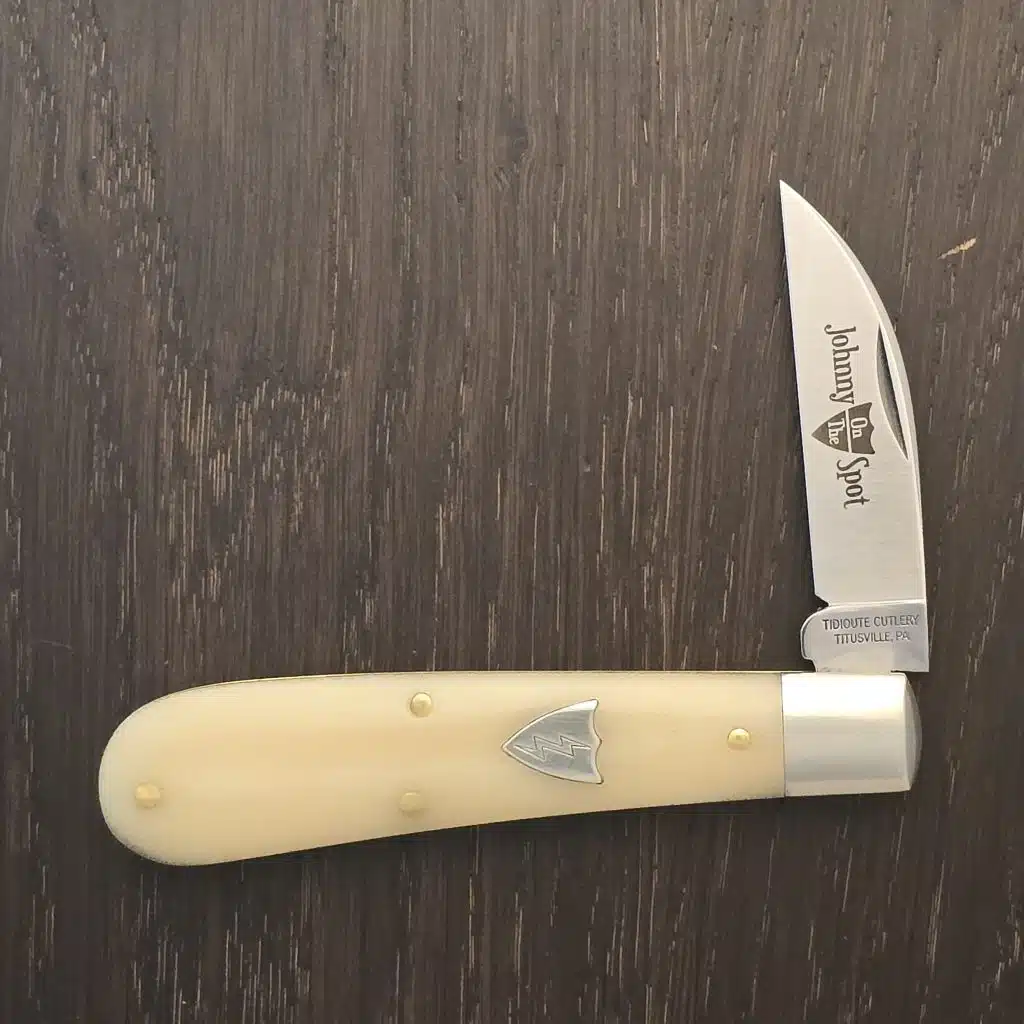 Great Eastern Cutlery #930126 L (long) Smooth White Bone