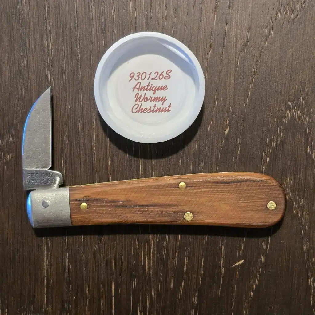 Great Eastern Cutlery #930126 S (short) Antique Wormy Chestnut - Image 2