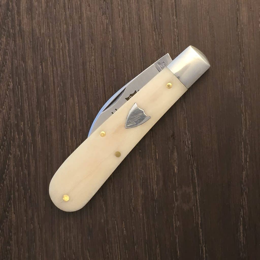 Great Eastern Cutlery #930126 L (long) Smooth White Bone (discounted store model) - Image 4
