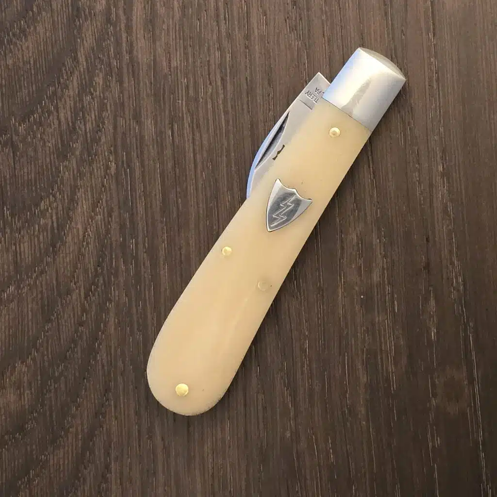 Great Eastern Cutlery #930126 S (short) Smooth White Bone (discounted store model) - Image 4