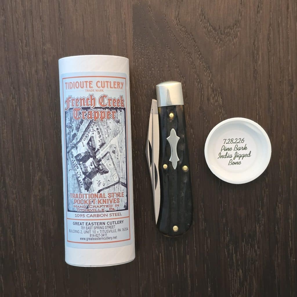 Great Eastern Cutlery #728226 TIDIOUTE CUTLERY, FRENCH CREEK TRAPPER, PINE BARK INDIA JIGGED BONE – gallery image 4