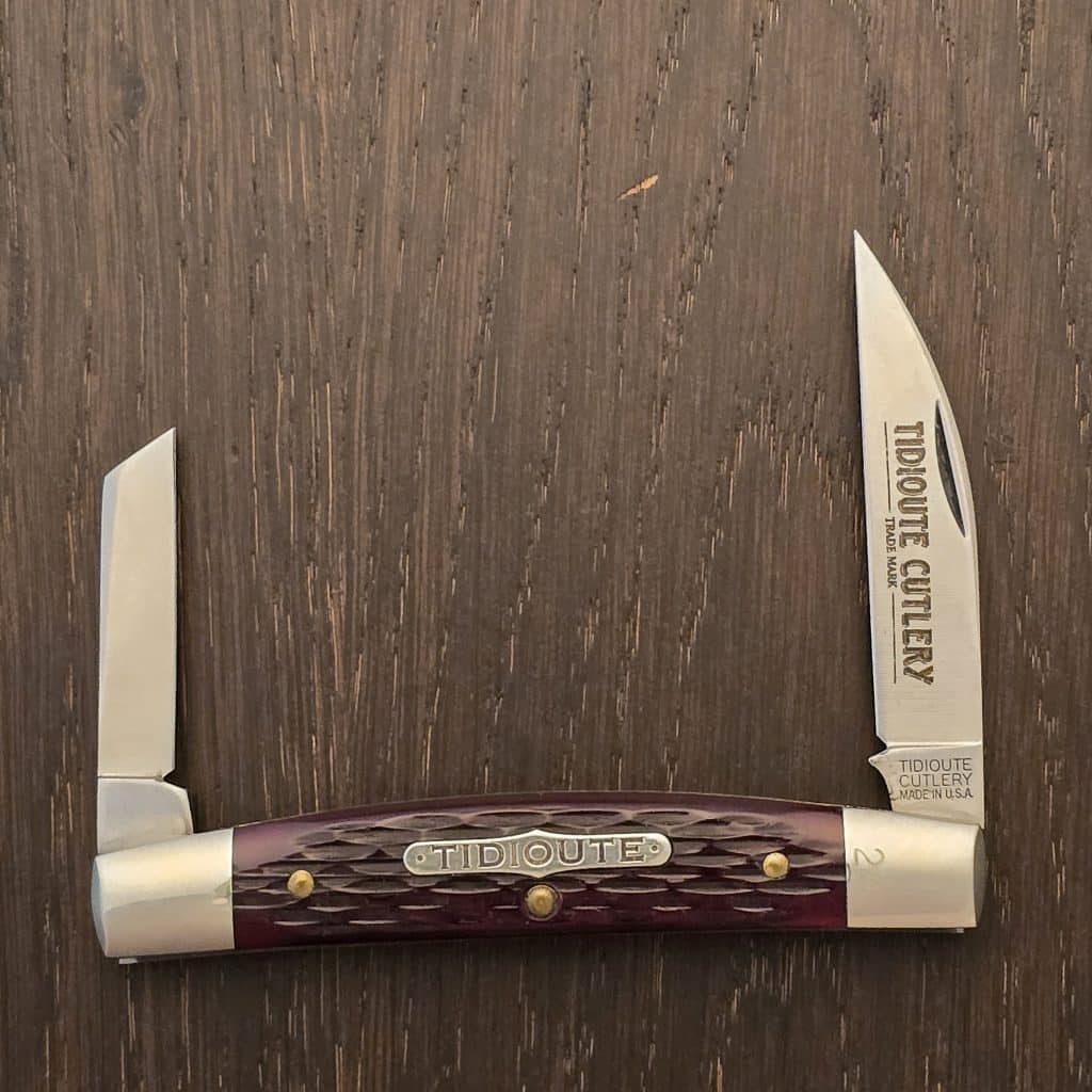 Great Eastern Cutlery #610211 Ruby Red Jigged Bone SN24 – gallery image 2