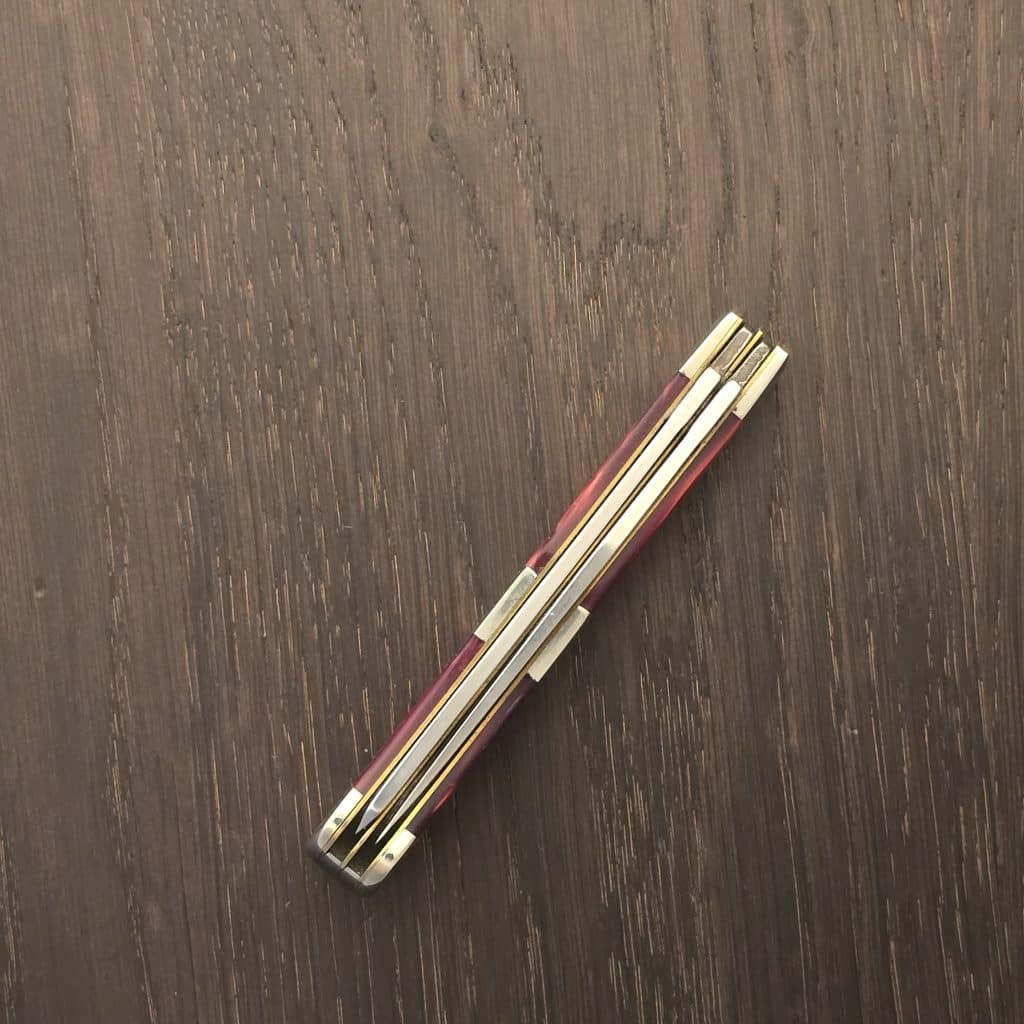 Case XX USA No 25270 Red Pearl Kirinite Smooth Trapper 10254 SS – gallery image 3