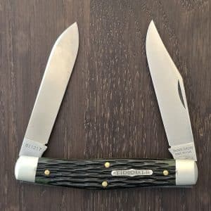 Great Eastern Cutlery #811217 Moose Green Jigged Bone